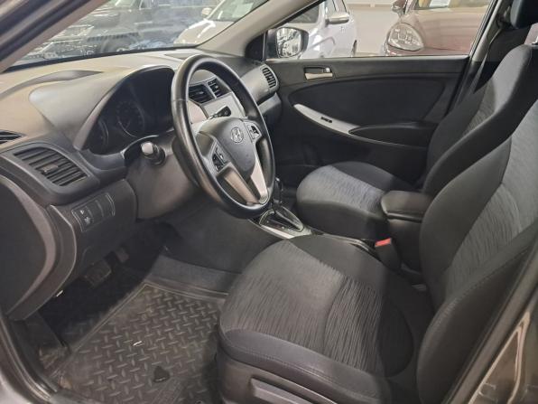Hyundai Solaris I Рестайлинг с пробегом 2015 года, цена 1 105 000 рублей, 76736 км, хэтчбек, Автокод Объявления