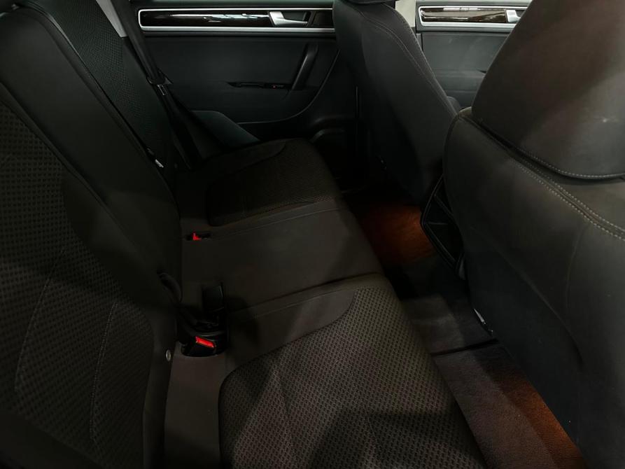 Volkswagen Touareg II Рестайлинг Красноярск  - изображение 13