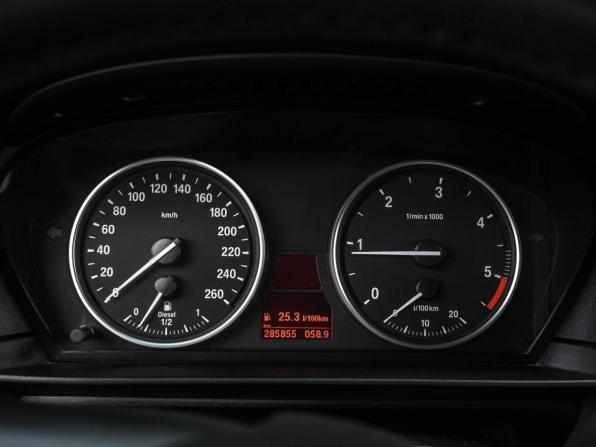 BMW 5 серии V (E60/E61) Рестайлинг с пробегом 2009 года, цена 1 324 000 рублей, 285855 км, седан, Автокод Объявления