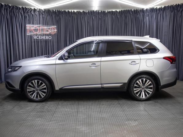 Mitsubishi Outlander III Рестайлинг 3 с пробегом 2019 года, цена 2 498 000 рублей, 75392 км, внедорожник, Автокод Объявления