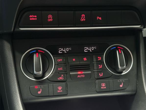 Audi Q3 I (8U) Рестайлинг с пробегом 2015 года, цена 1 879 000 рублей, 160784 км, внедорожник, Автокод Объявления