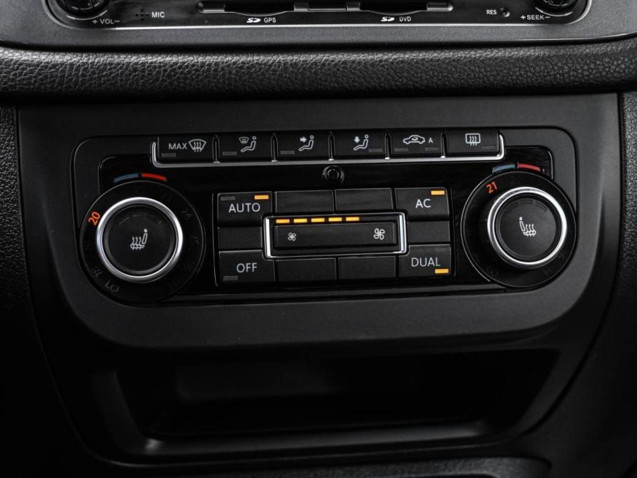 Volkswagen Tiguan I Рестайлинг Новороссийск  - изображение 21