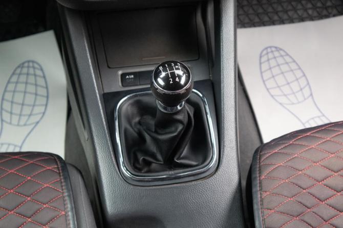 Volkswagen Jetta V с пробегом 2006 года, цена 529 000 рублей, 223000 км, седан, Автокод Объявления