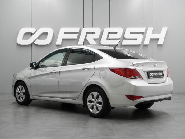 Hyundai Solaris I Рестайлинг с пробегом 2016 года, цена 1 010 000 рублей, 173258 км, седан, Автокод Объявления