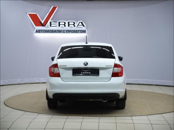Skoda Rapid I с пробегом 2015 года, цена 1 020 000 рублей, 182933 км, лифтбек, Автокод Объявления