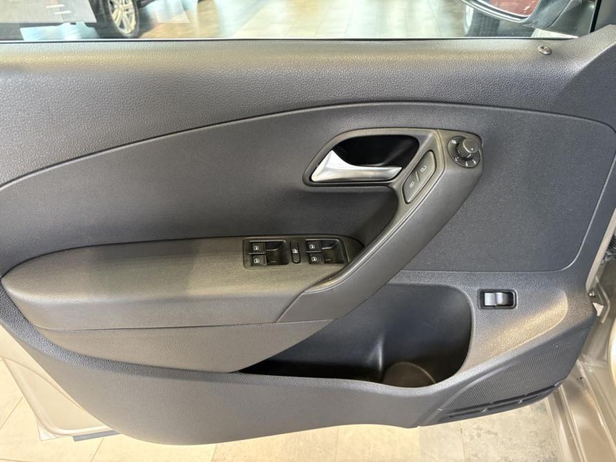 Volkswagen Polo V Рестайлинг Новомосковск  - изображение 16