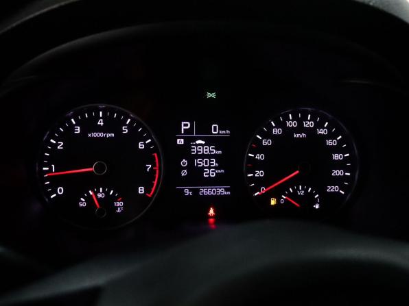 Kia Rio IV с пробегом 2018 года, цена 1 075 000 рублей, 266000 км, седан, Автокод Объявления