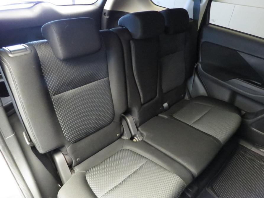 Mitsubishi Outlander III Рестайлинг 2 Санкт-Петербург  - изображение 12