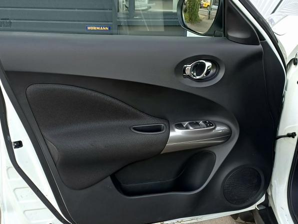 Nissan Juke I с пробегом 2011 года, цена 999 000 рублей, 82907 км, внедорожник, Автокод Объявления
