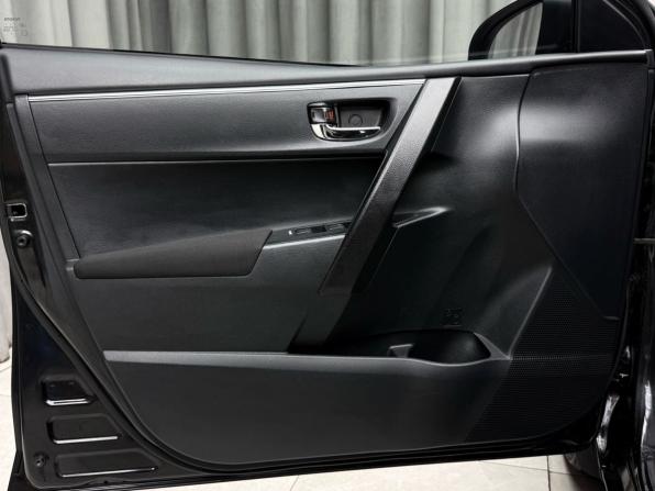 Toyota Corolla XI (E160 E170 E180) с пробегом 2015 года, цена 1 549 000 рублей, 159350 км, седан, Автокод Объявления