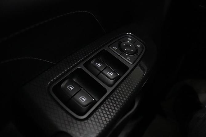 Haval M6 II с пробегом 2024 года, цена 1 950 000 рублей, 5428 км, внедорожник, Автокод Объявления