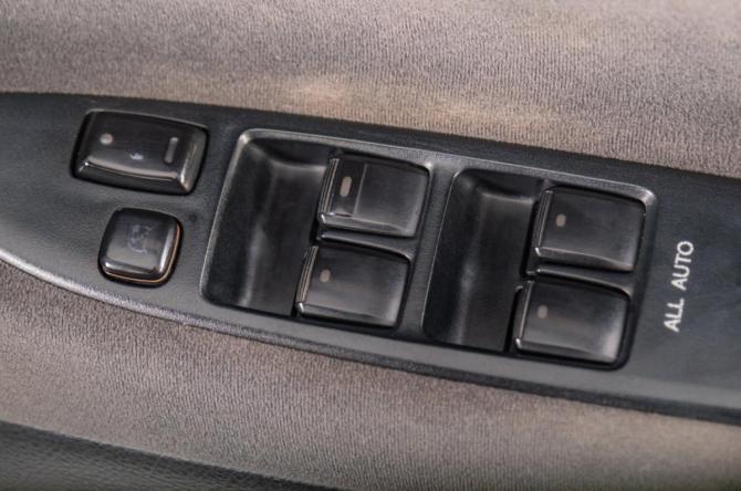 Toyota Ipsum II (M20) с пробегом 2001 года, цена 839 000 рублей, 295000 км, компактвэн, Автокод Объявления