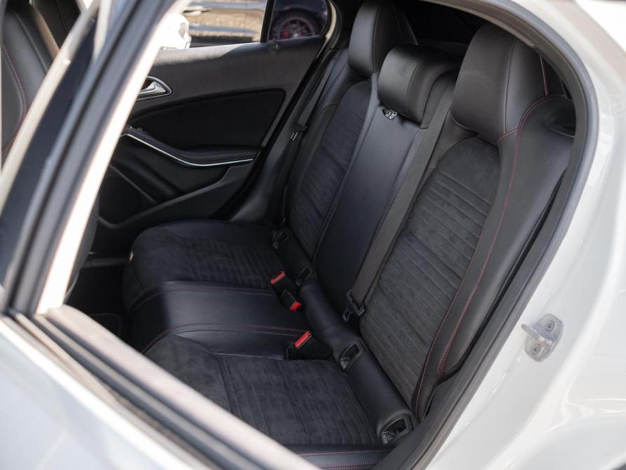 Mercedes-Benz GLA I (X156) Сочи  - изображение 9
