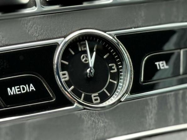Mercedes-Benz E-Класс V (W213 S213 C238) с пробегом 2018 года, цена 3 790 000 рублей, 71745 км, седан, Автокод Объявления