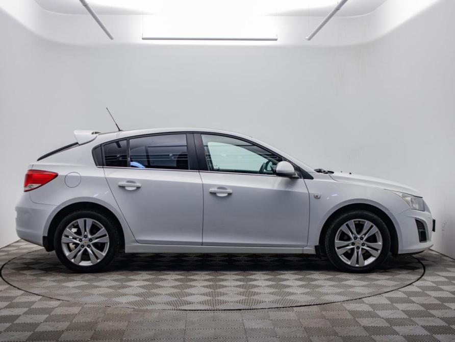 Chevrolet Cruze I Рестайлинг Москва  - изображение 6