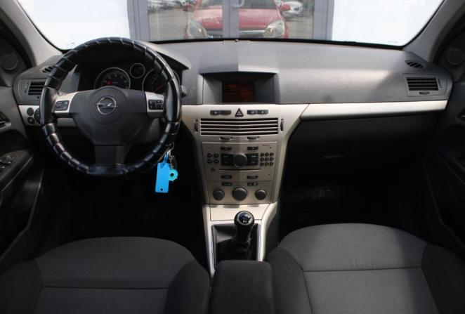 Opel Astra H Рестайлинг с пробегом 2008 года, цена 610 000 рублей, 161254 км, хэтчбек, Автокод Объявления