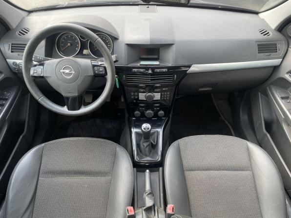 Opel Astra H Рестайлинг с пробегом 2008 года, цена 469 000 рублей, 207289 км, седан, Автокод Объявления