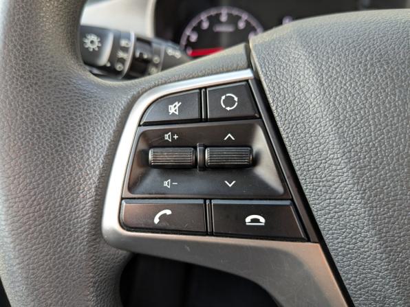 Hyundai Solaris II Рестайлинг с пробегом 2022 года, цена 1 550 000 рублей, 65904 км, седан, Автокод Объявления