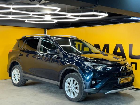 Toyota RAV4 IV (XA40) Рестайлинг с пробегом 2019 года, цена 2 329 000 рублей, 142000 км, внедорожник, Автокод Объявления