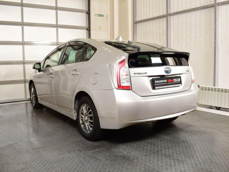 Toyota Prius III Рестайлинг (XW30) Кемерово  - изображение 4