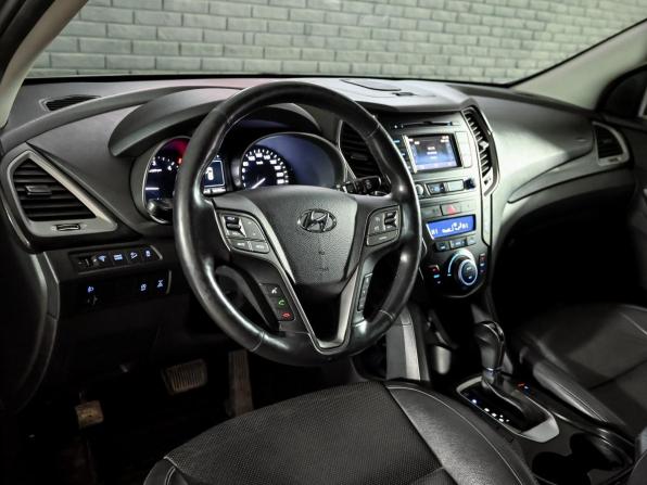 Hyundai Santa Fe III Рестайлинг с пробегом 2015 года, цена 1 930 000 рублей, 190482 км, внедорожник, Автокод Объявления