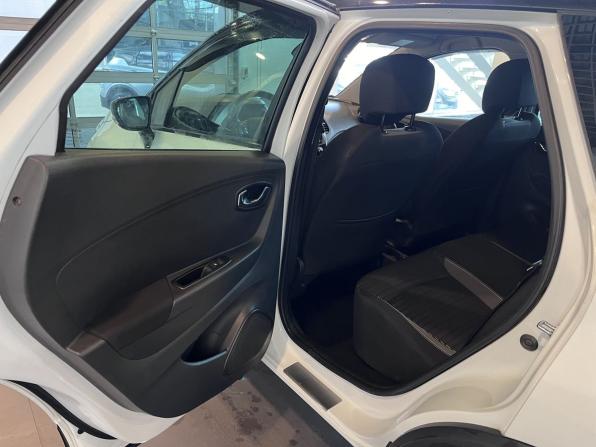 Renault Kaptur I с пробегом 2018 года, цена 1 770 000 рублей, 97197 км, внедорожник, Автокод Объявления