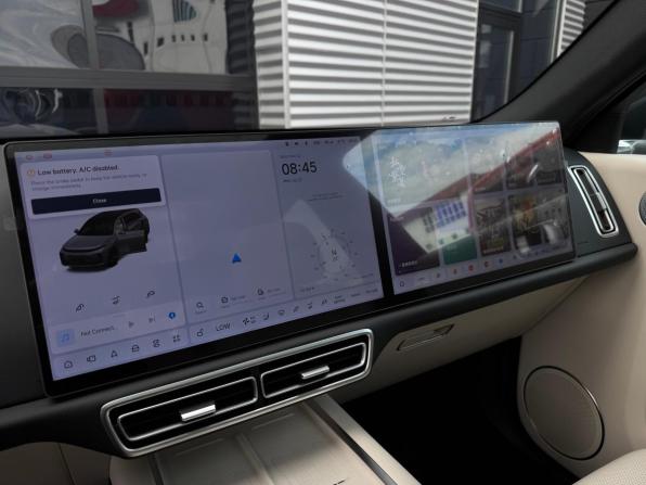 Li Auto (Lixiang) L7 I с пробегом 2024 года, цена 7 290 000 рублей, 1642 км, внедорожник, Автокод Объявления