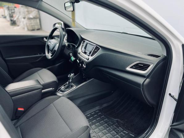 Hyundai Solaris II Рестайлинг с пробегом 2021 года, цена 1 450 000 рублей, 128000 км, седан, Автокод Объявления