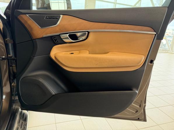 Volvo XC90 II с пробегом 2018 года, цена 3 670 000 рублей, 143923 км, внедорожник, Автокод Объявления