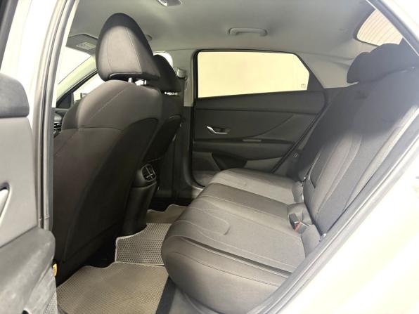 Hyundai Elantra VII (CN7) с пробегом 2021 года, цена 1 590 000 рублей, 182402 км, седан, Автокод Объявления