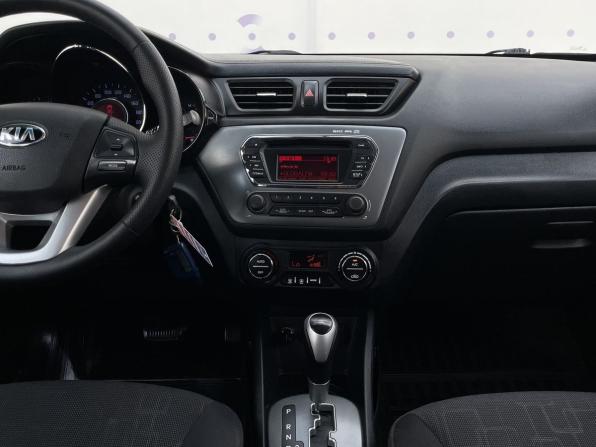 Kia Rio III с пробегом 2013 года, цена 890 000 рублей, 217476 км, хэтчбек, Автокод Объявления