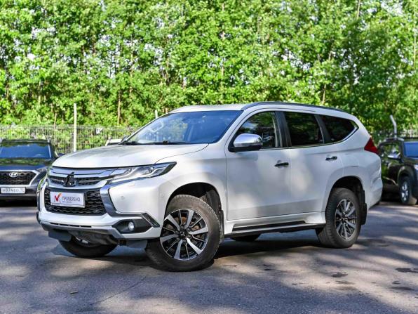 Mitsubishi Pajero Sport III с пробегом 2017 года, цена 2 360 000 рублей, 207616 км, внедорожник, Автокод Объявления