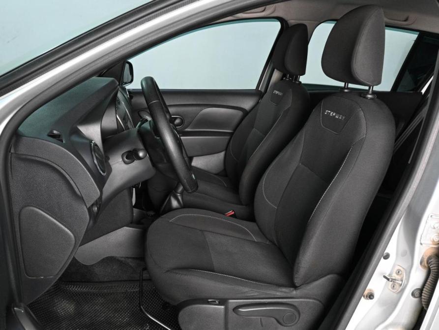 Renault Sandero II Рестайлинг Ростов-на-Дону  - изображение 10