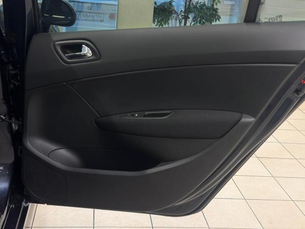 Peugeot 408 I с пробегом 2014 года, цена 810 000 рублей, 99000 км, седан, Автокод Объявления