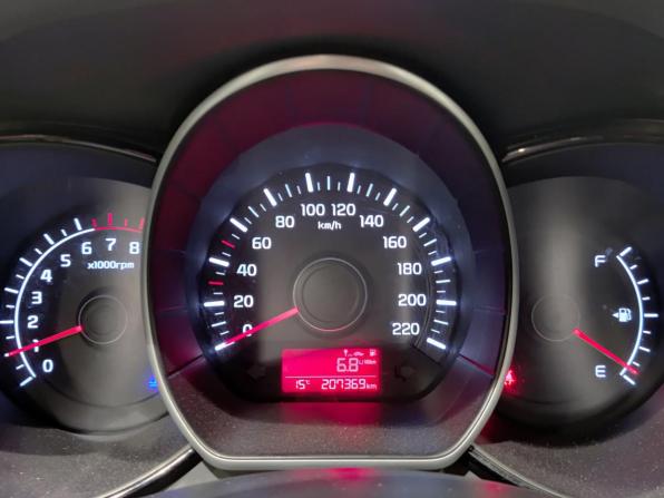 Kia Rio III Рестайлинг с пробегом 2017 года, цена 848 000 рублей, 207368 км, седан, Автокод Объявления