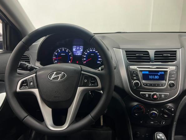 Hyundai Solaris I Рестайлинг с пробегом 2015 года, цена 1 150 000 рублей, 132000 км, седан, Автокод Объявления