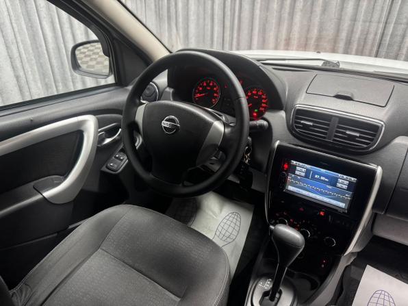 Nissan Terrano III (D10) с пробегом 2015 года, цена 977 000 рублей, 126052 км, внедорожник, Автокод Объявления