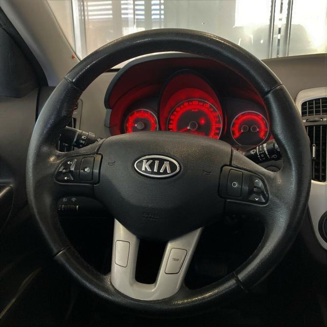 Kia Ceed I Рестайлинг Москва  - изображение 8