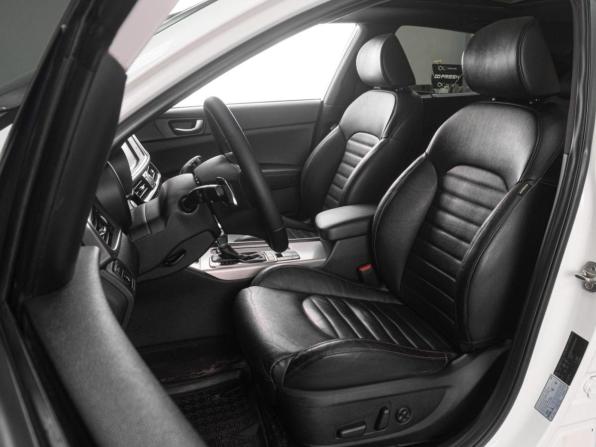 Kia Optima IV с пробегом 2017 года, цена 1 979 000 рублей, 128051 км, седан, Автокод Объявления