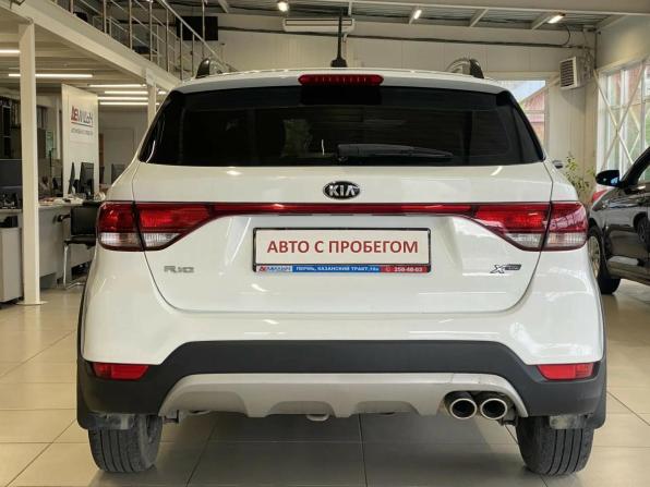 Kia Rio IV с пробегом 2018 года, цена 1 320 000 рублей, 105000 км, хэтчбек, Автокод Объявления