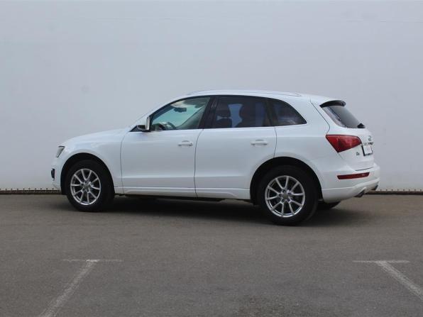 Audi Q5 I (8R) с пробегом 2011 года, цена 920 000 рублей, 391828 км, внедорожник, Автокод Объявления