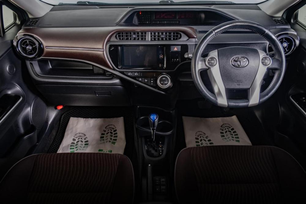 Toyota Aqua I Рестайлинг Томск  - изображение 9