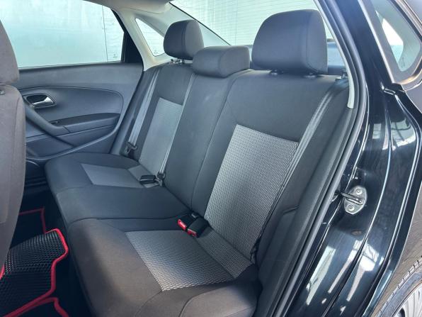 Volkswagen Polo V с пробегом 2012 года, цена 1 150 000 рублей, 74896 км, седан, Автокод Объявления