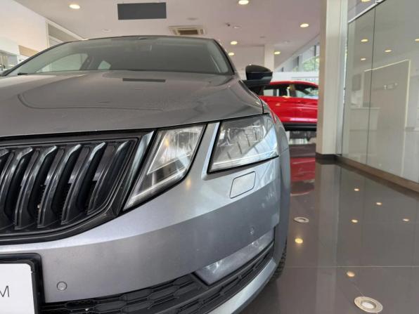 Skoda Octavia III (A7) Рестайлинг с пробегом 2020 года, цена 2 330 000 рублей, 132995 км, лифтбек, Автокод Объявления