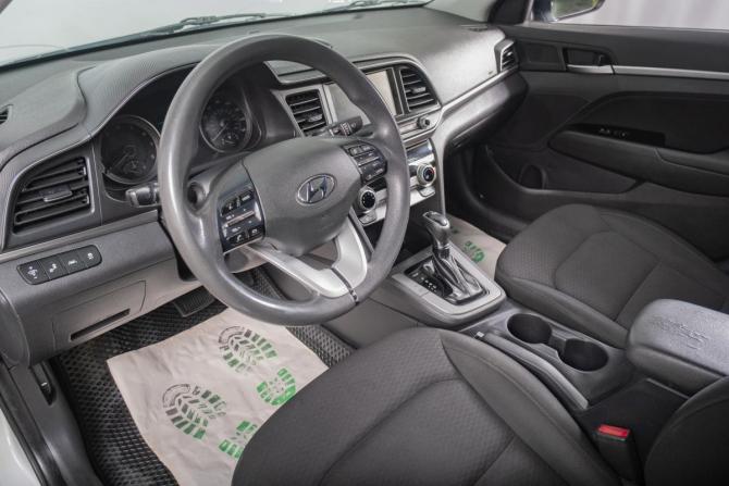 Hyundai Elantra VI (AD) Рестайлинг с пробегом 2018 года, цена 999 000 рублей, 152000 км, седан, Автокод Объявления