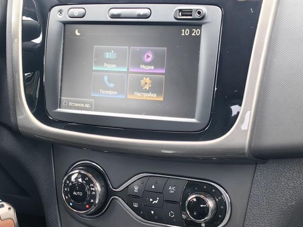 Renault Sandero II Рестайлинг с пробегом 2021 года, цена 1 319 000 рублей, 90000 км, хэтчбек, Автокод Объявления
