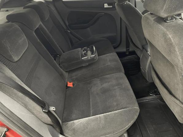 Ford Focus II с пробегом 2006 года, цена 387 000 рублей, 197977 км, хэтчбек, Автокод Объявления