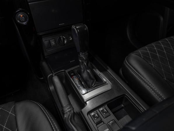 Toyota Land Cruiser Prado 150 Series Рестайлинг 1 с пробегом 2016 года, цена 3 350 000 рублей, 192968 км, внедорожник, Автокод Объявления