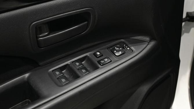 Mitsubishi Outlander III Рестайлинг 3 с пробегом 2018 года, цена 1 550 000 рублей, 100900 км, внедорожник, Автокод Объявления