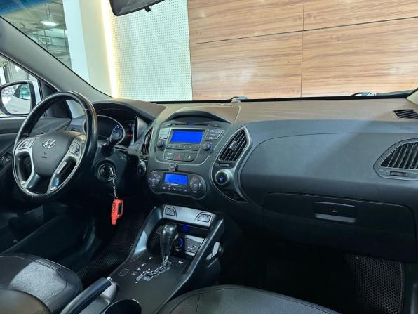 Hyundai ix35 I Рестайлинг с пробегом 2015 года, цена 1 449 900 рублей, 156458 км, внедорожник, Автокод Объявления